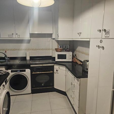 Habitacion Amplia Y Centrica En Piso Compartido La Coruña Eksteriør bilde